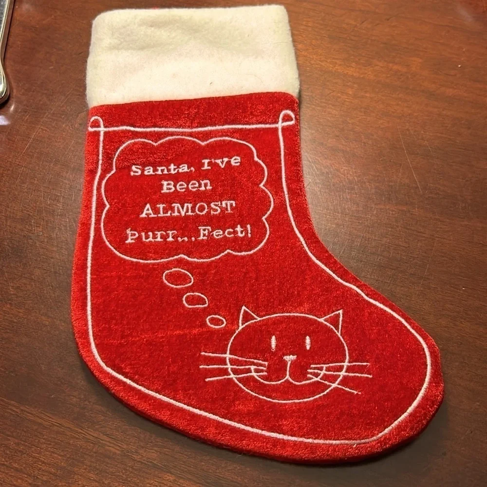 Kitty cat Christmas stocking by plush puppies polyester fiber plush perfect cat